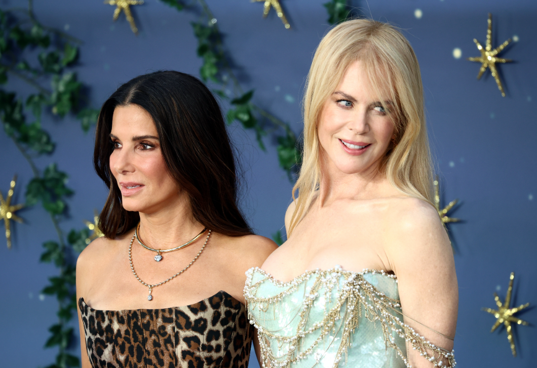 Elképesztő szettekben pózolt a vörös szőnyegen Sandra Bullock és Nicole Kidman, mindenki őket nézte