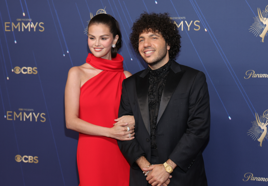 Szigorú házassági szerződést íratott alá Selena Gomez Benny Blancóval – részletek, főkép