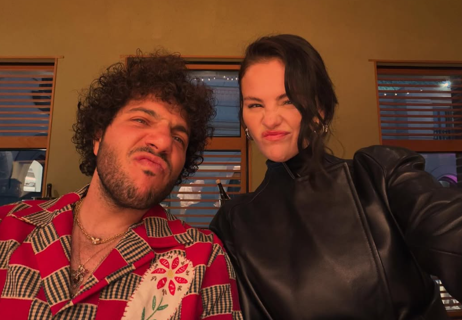 Ilyen ez a házas élet – Selena Gomez friss fotóin pörög most a net, főkép