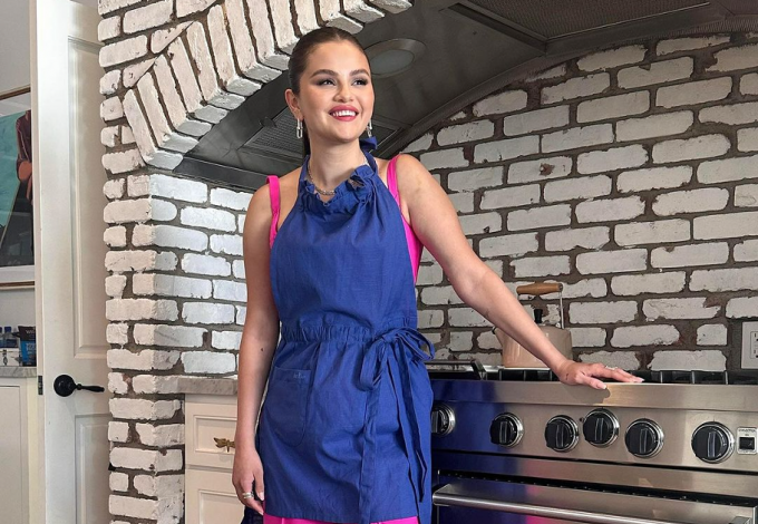Selena Gomez konyháját akarja most mindenki, elképesztő színeket használ