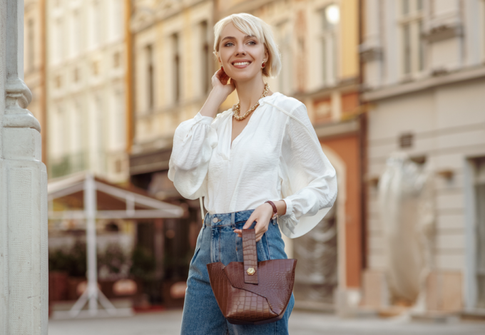 Erre a felsőre idén tavasszal minden nőnek szüksége van a stylistok szerint