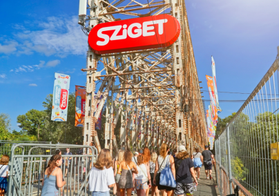 Kiderült: eb...