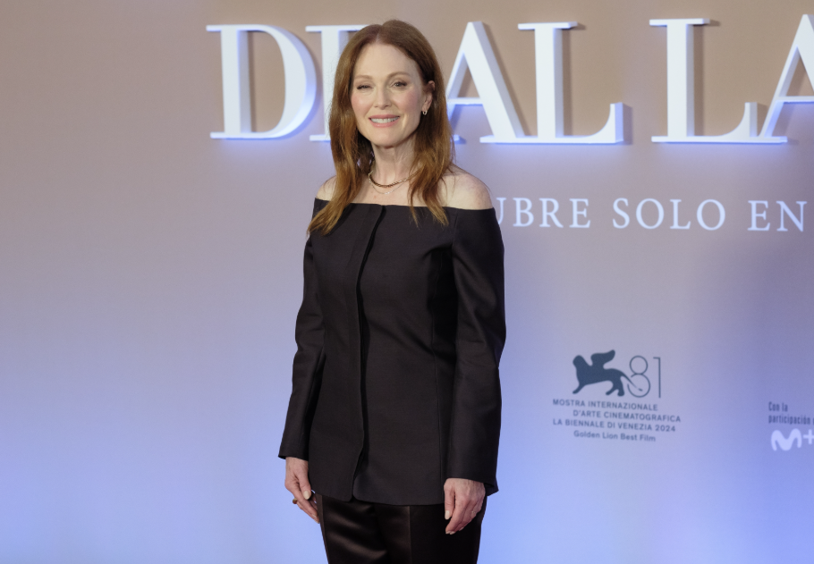 A 64 éves Julianne Moore smink nélkül mutatta meg magát, imádják érte az emberek, főkép