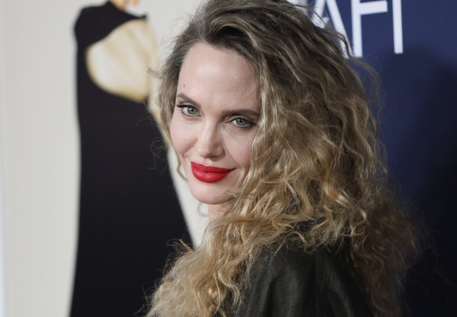 Angelina Jolie fontos döntést hozott meg a jövőjével kapcsolatban, főkép