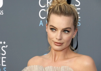  Margot Robbie rózsaszín magassarkúját akarja most mindenki, így viselheted tökéletesen