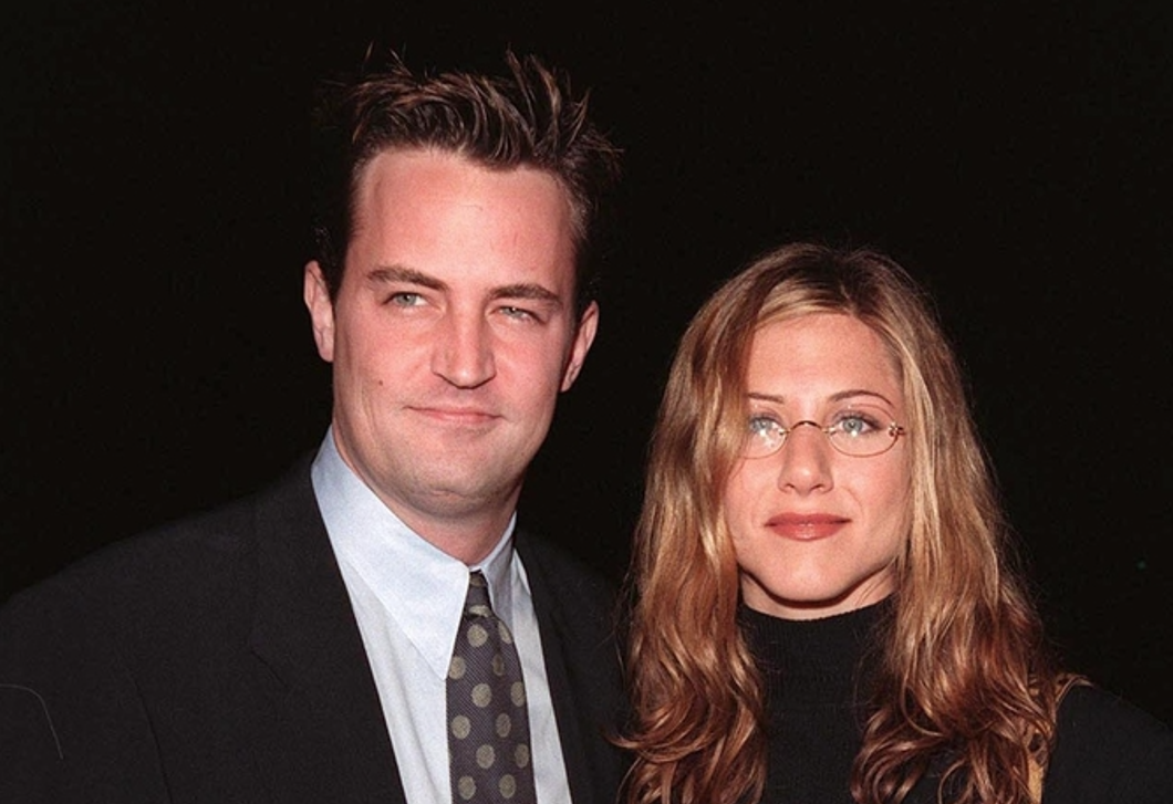 Kiderült, miért aggódott Matthew Perryért Jennifer Aniston