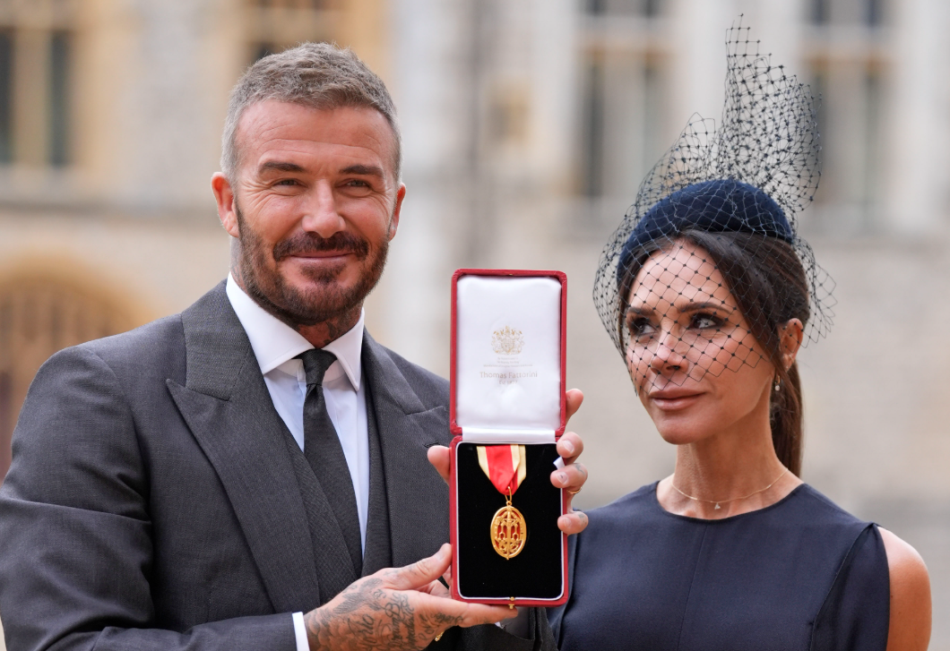 „Bármennyit vártam volna erre” – David Beckham a könnyeivel küzdve beszélt a lovaggá ütéséről