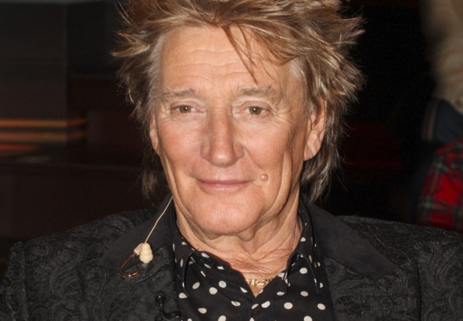 Fodrok, csipkék mindenütt – Sir Rod Stewart extravagáns étkezője, főkép