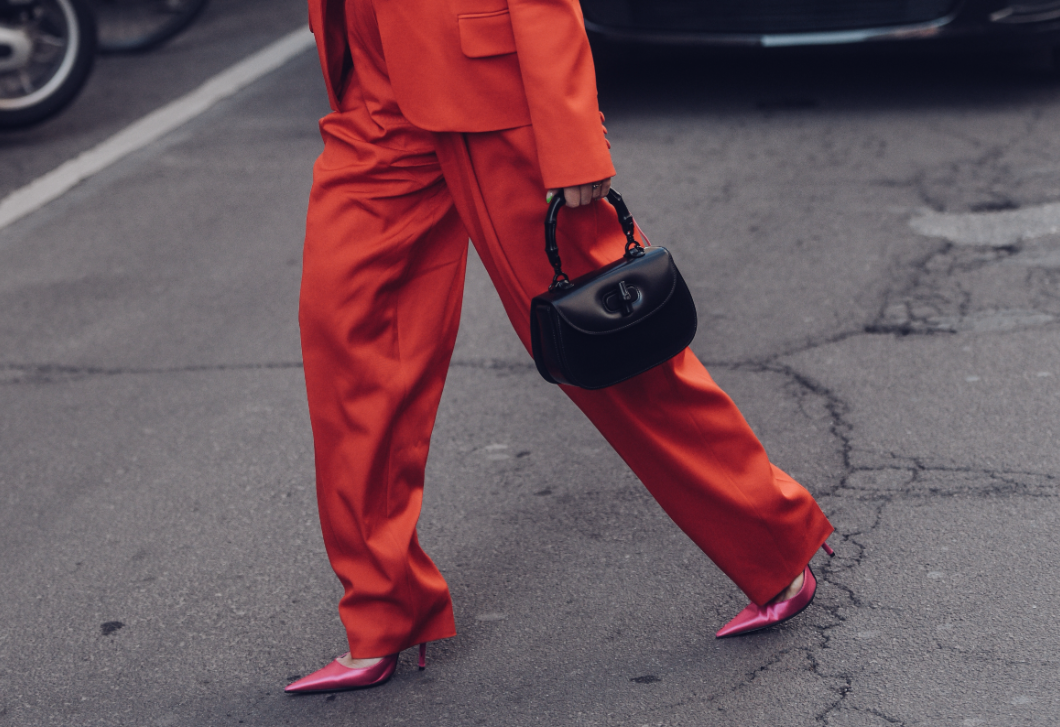 Mentazöld vagy csilipiros? Ezek a színtrendek garantáltan feldobják a téli gardróbodat