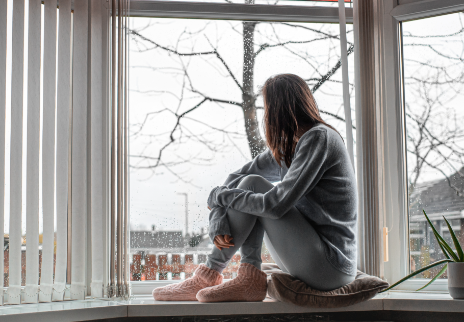 Ez a téli depresszió 5 legfontosabb jele, amit sokan figyelmen kívül hagynak, főkép