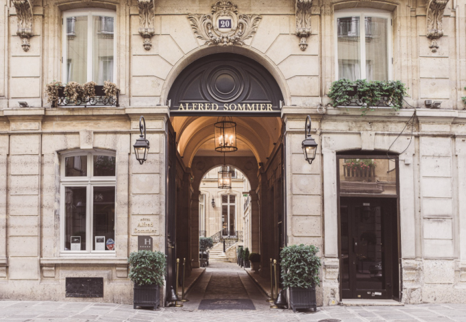 Hôtel Alfred...