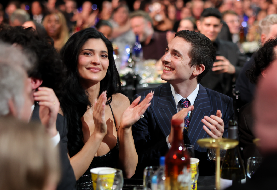 Timothée Chalamet melegítőnadrággal üzente meg Kylie Jennernek, mennyire szereti