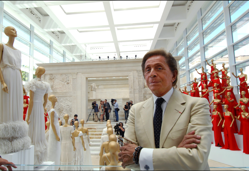 Meghalt az olasz divat legendája, Valentino Garavani