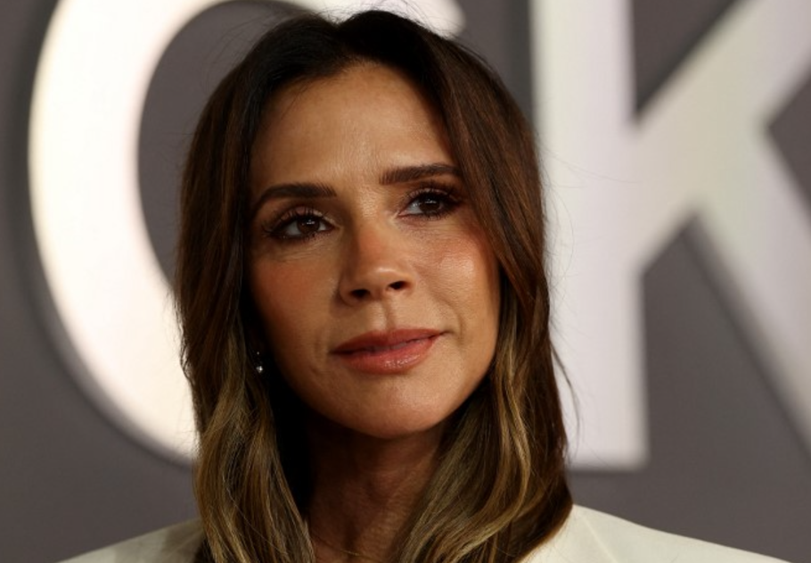 A nappali titkos fegyvere –  Victoria Beckham leváltotta a dohányzóasztalt, főkép