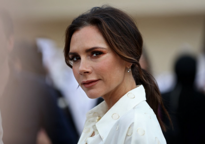 Az 50 éves Victoria Beckham edzés közben megmutatta az elképesztő alakját