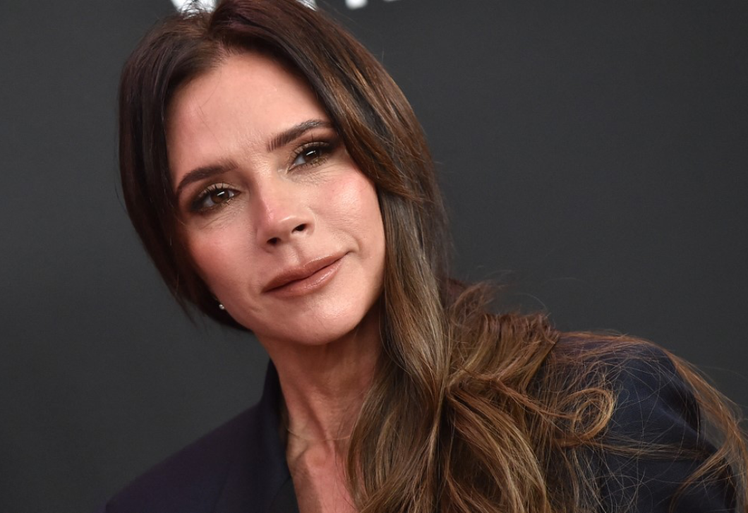 Victoria Beckham párducmintás szoknyája a szezon legmenőbb darabja, így viselheted stílusosan