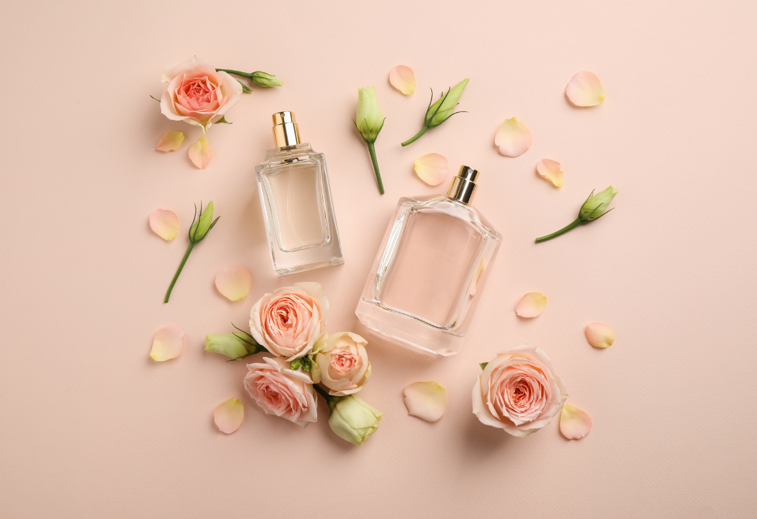 Tavasszal ezek a legkeresettebb virágos parfümök