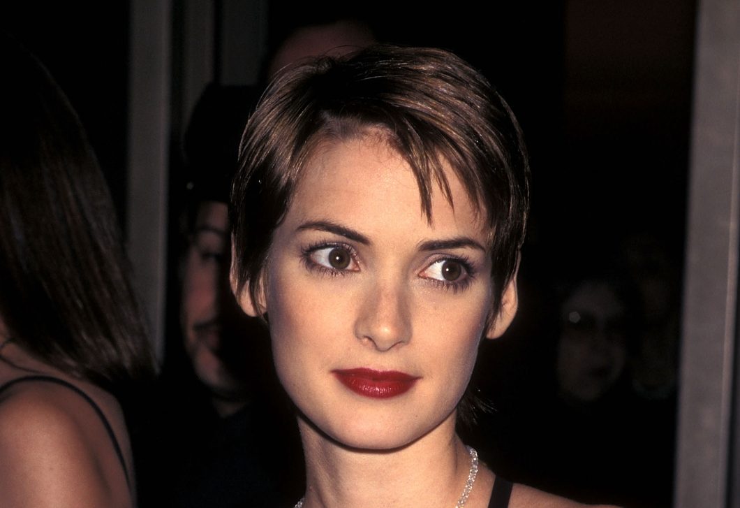 Winona Ryder és Halle Berry is imádta: 5 ’90-es évekbeli frizura, amitől rögtön nyári hangulatba kerülsz