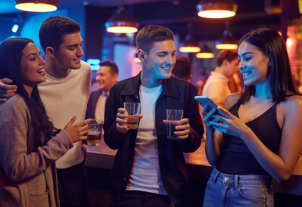 Textationship – hogyan hat ránk, amikor egy kapcsolat csak üzenetekben létezik