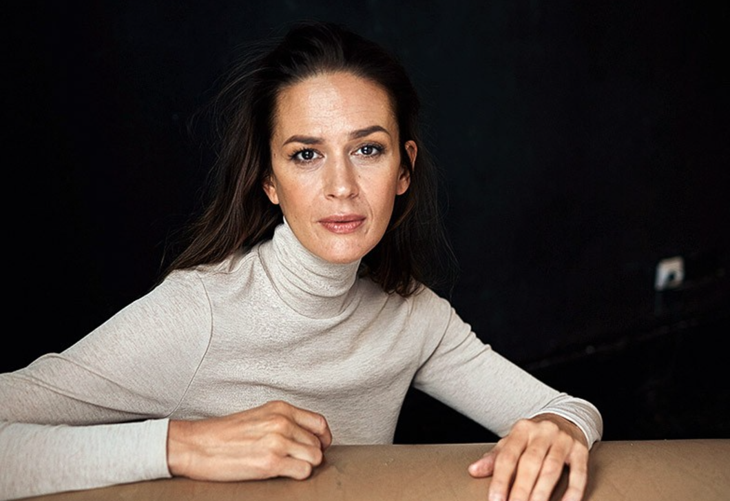„Sem a mentális, sem a fizikai jóllét nem olyan állapot, amit egy ponton elérünk” – Zákányi Lili az elfogadásról, a változásról és a saját ritmusunk megtalálásáról