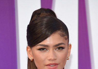 Zendaya esésétől hangos a net