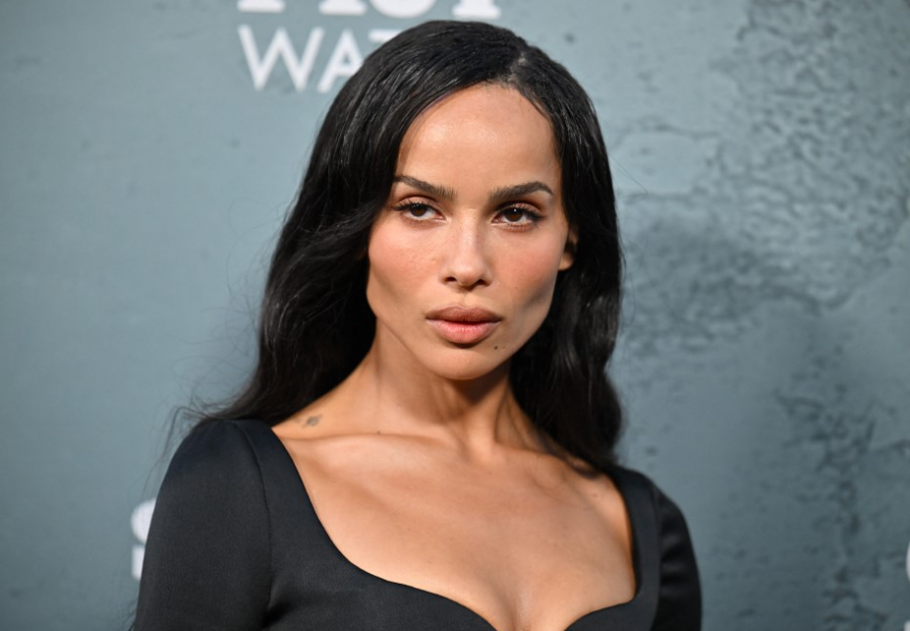 Zoë Kravitz eljegyzési gyűrűje lehet a következő nagy menyasszonyi trend, ettől olyan különleges, főkép