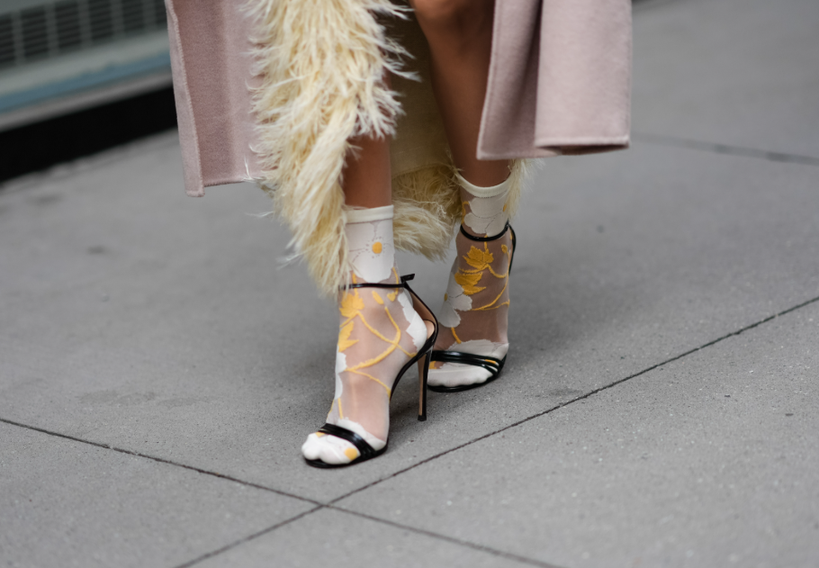 A tél legmeglepőbb kiegészítője: a zokni, ami újraírja a divatot, főkép