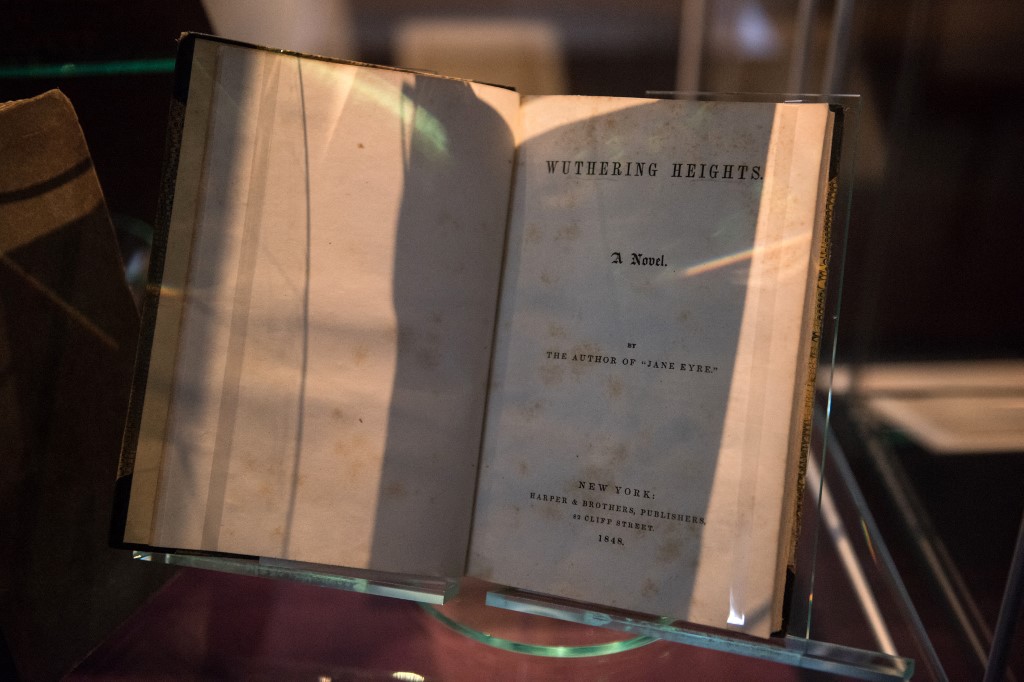 Közösségi adományokból mentették meg a Brontë nővérek könyveit