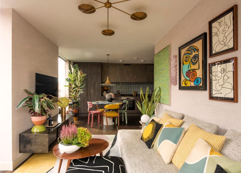 Két hálószobás londoni lakás bohém és elegáns elemekkel
