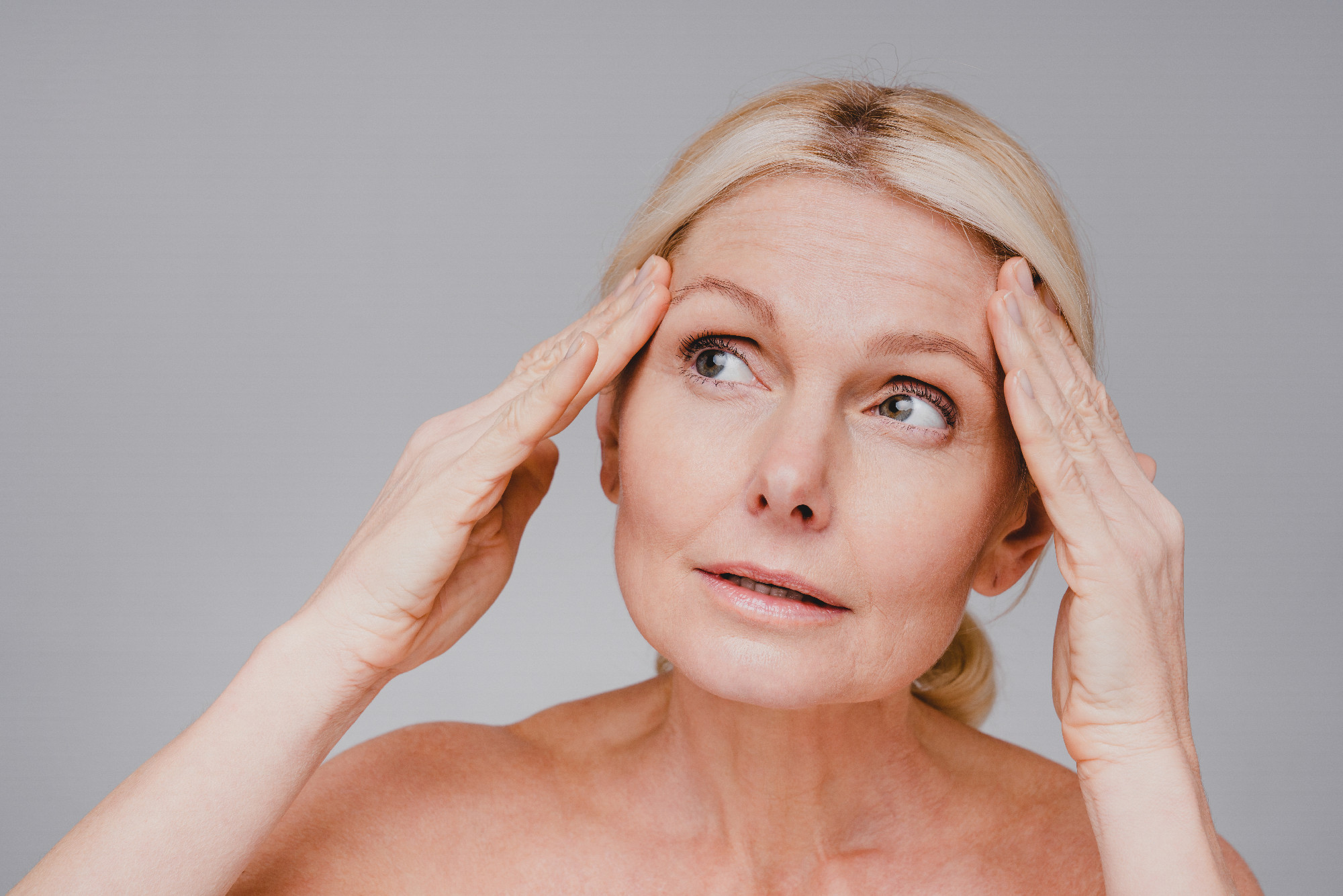 Az arcod 5 területe, ami megváltozik az öregedéstől 