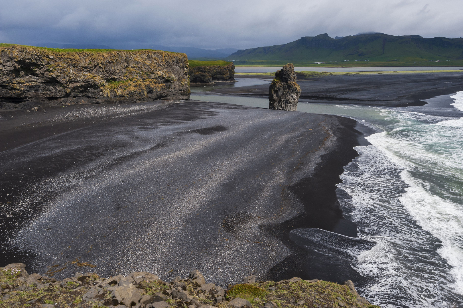 Hjörleifshöfði, Izland